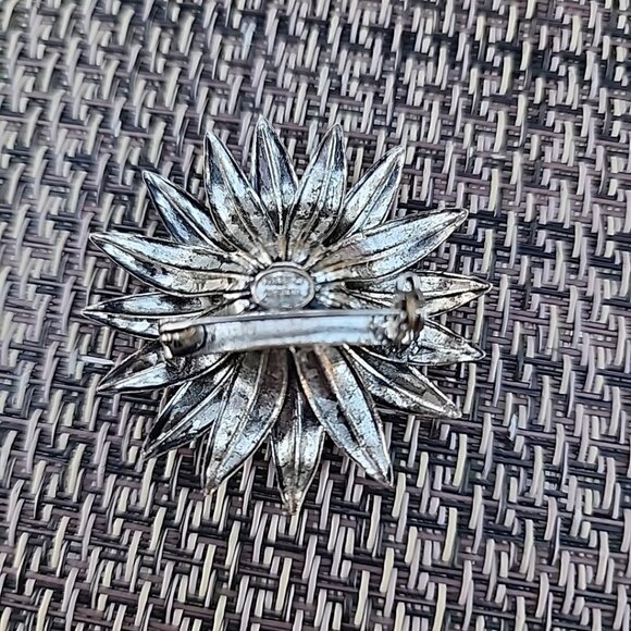 VTG 30s Made in Austria Blue Rhinestone 3D Flower Silvertone Metal Pin Brooch - Picture 6 of 9